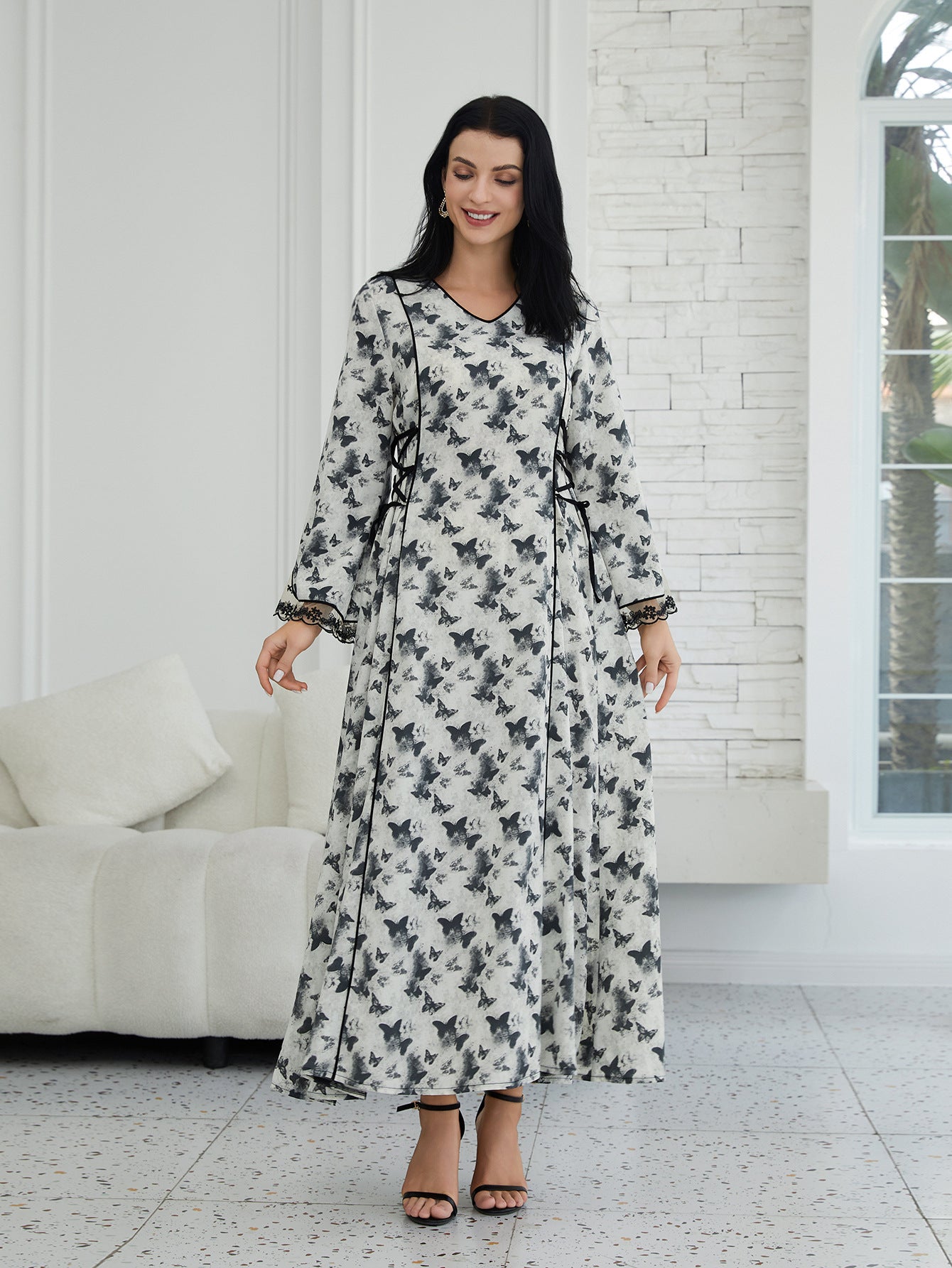Bohemian Floral Print Kaftan Maxi Dress - Plus Size Muslim Abaya Secondary image